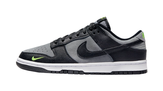 Nike Dunk Low 'Green Strike'