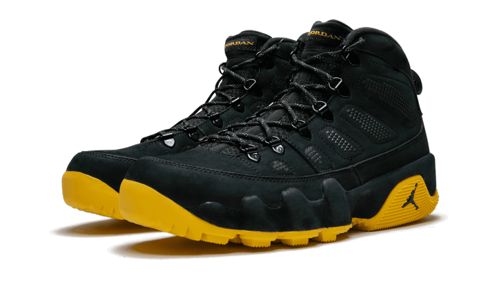 Jordan 9 Retro Boot Michigan PE - Image 1
