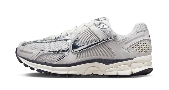 Nike Zoom Vomero 5 Photon Dust Metallic Silver (W)